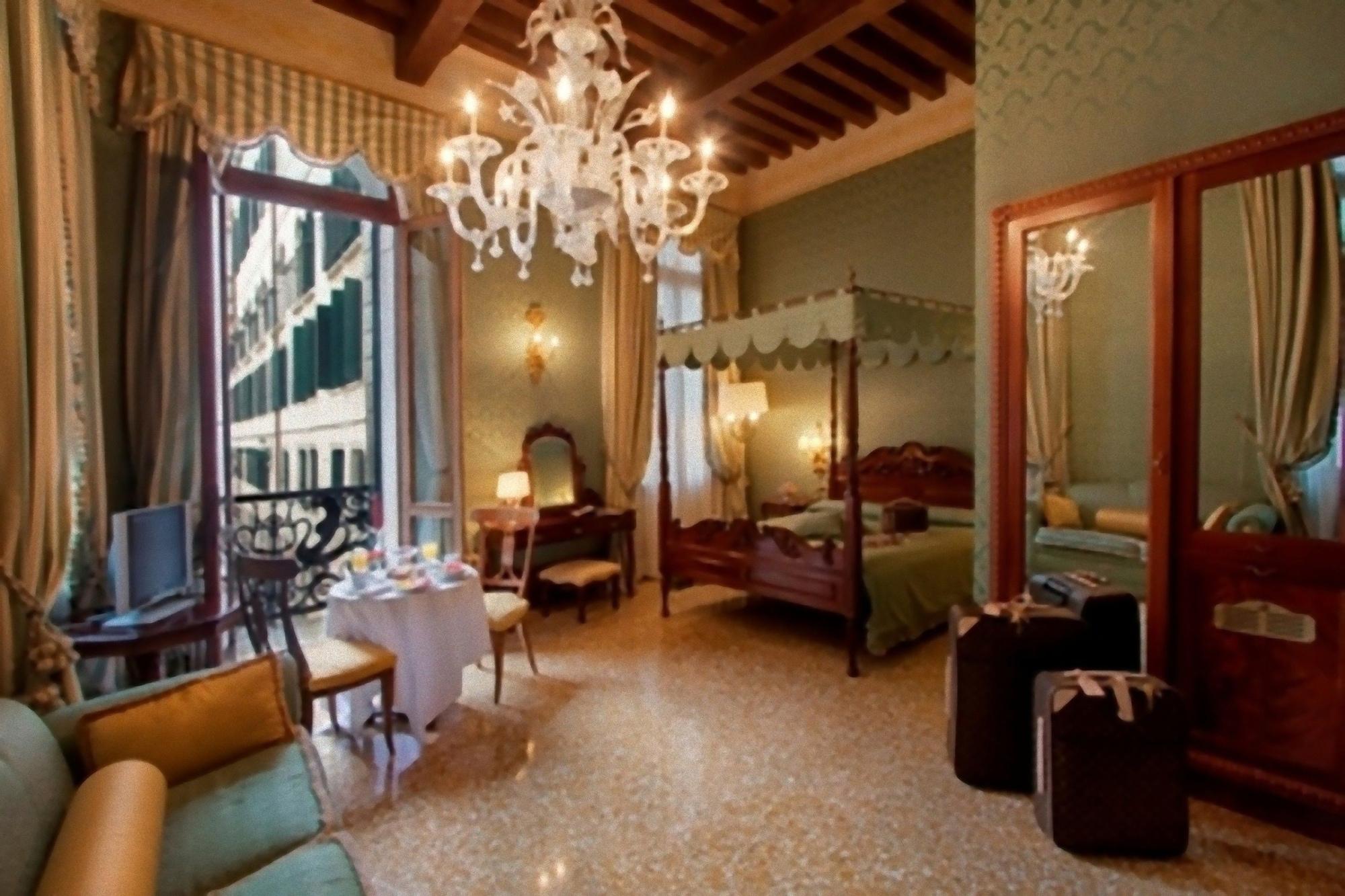 Hotel Al Ponte Dei Sospiri Venice Luaran gambar