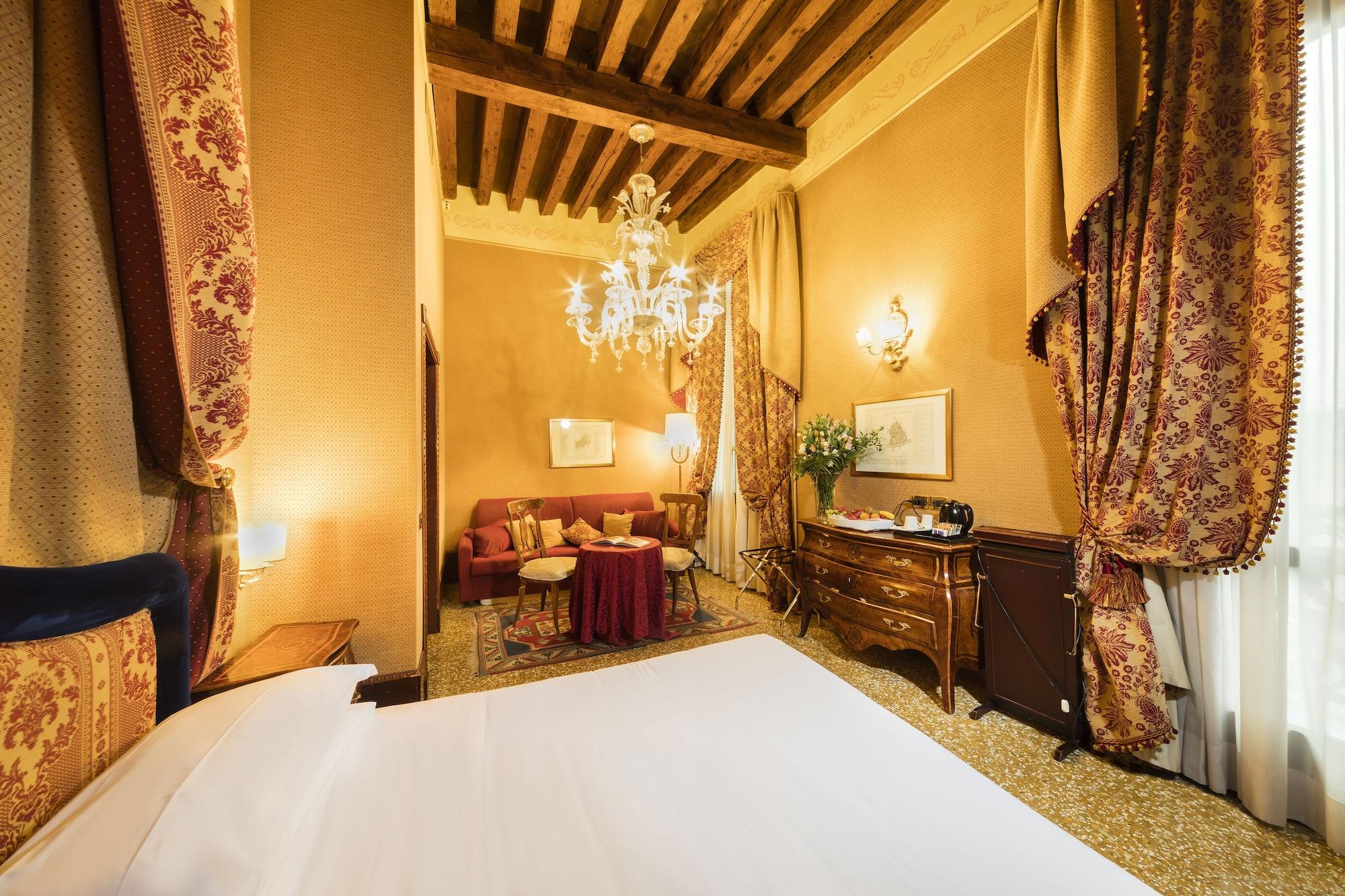 Hotel Al Ponte Dei Sospiri Venice Luaran gambar