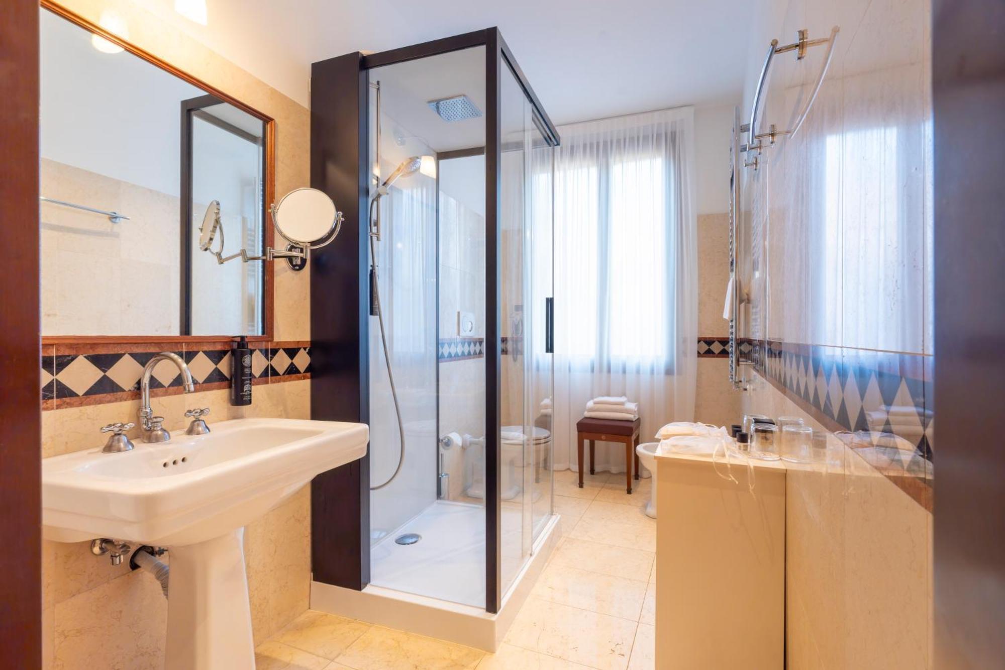 Hotel Al Ponte Dei Sospiri Venice Luaran gambar