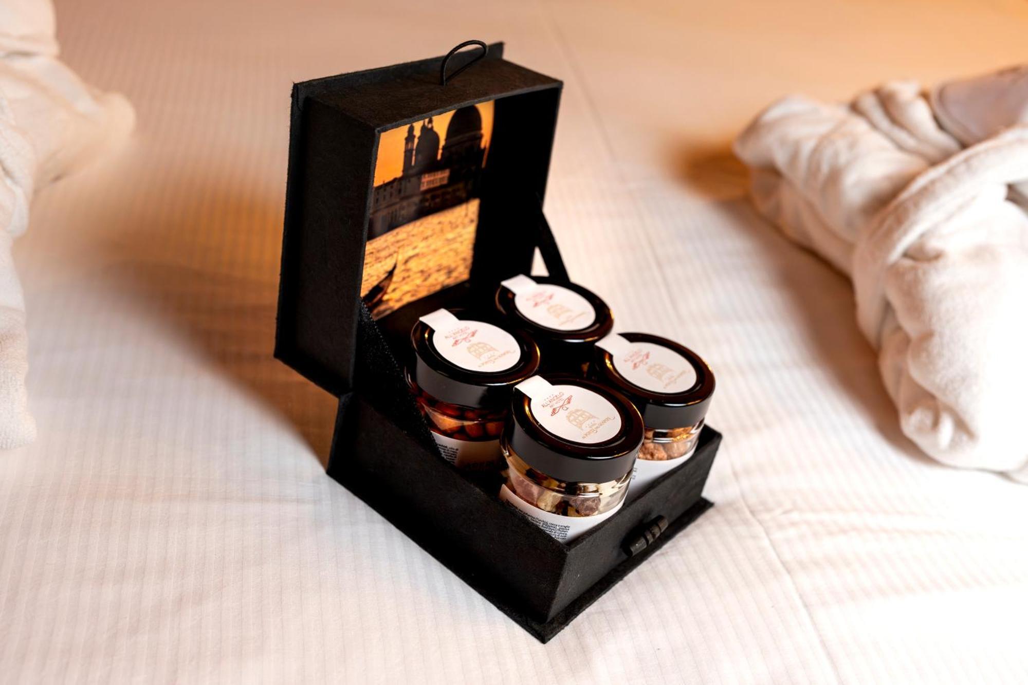 Hotel Al Ponte Dei Sospiri Venice Luaran gambar