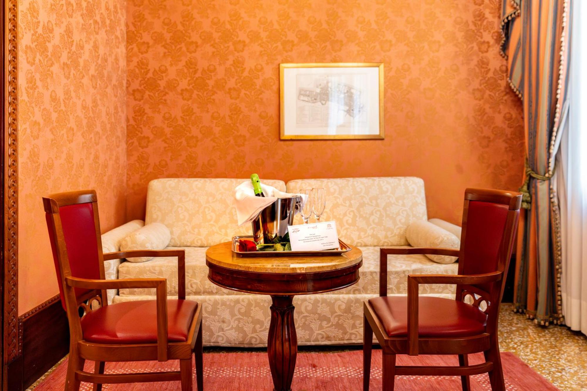 Hotel Al Ponte Dei Sospiri Venice Luaran gambar