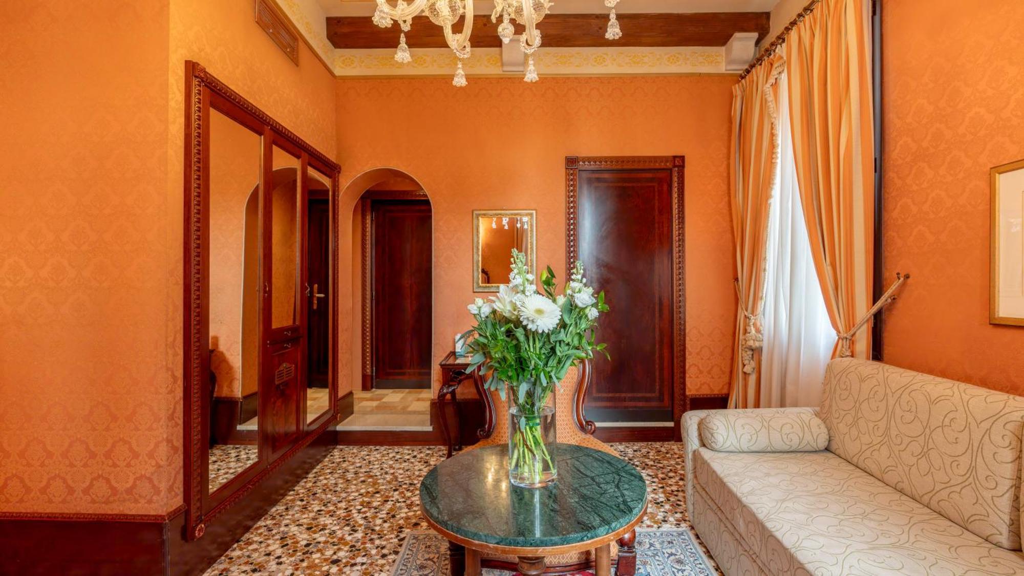 Hotel Al Ponte Dei Sospiri Venice Luaran gambar